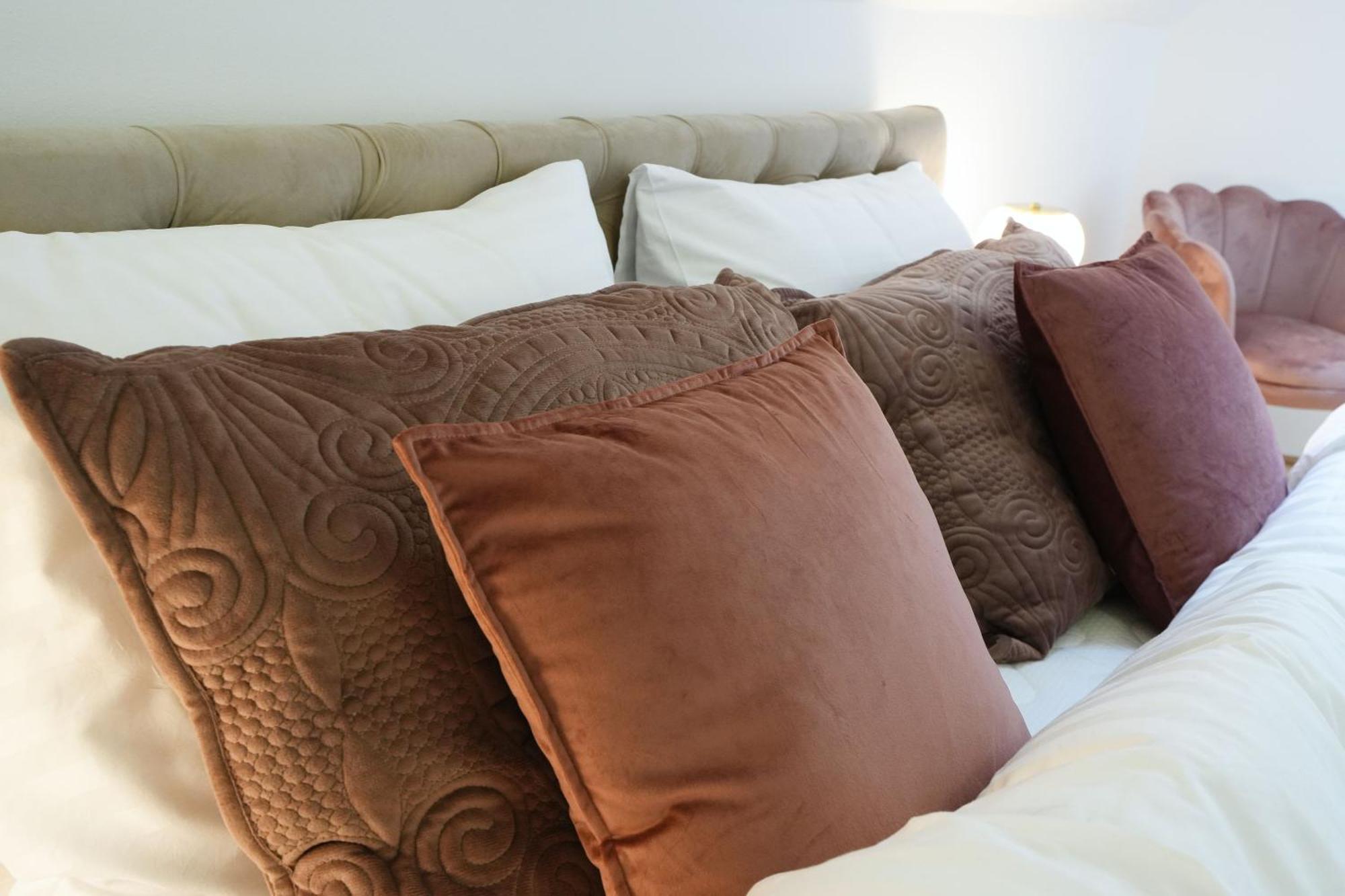 Stay In Style At Carl'S Design Residences - Modern Design Meets Green Comfort L Parking & Perfect Connection To City Center Wien Exteriör bild