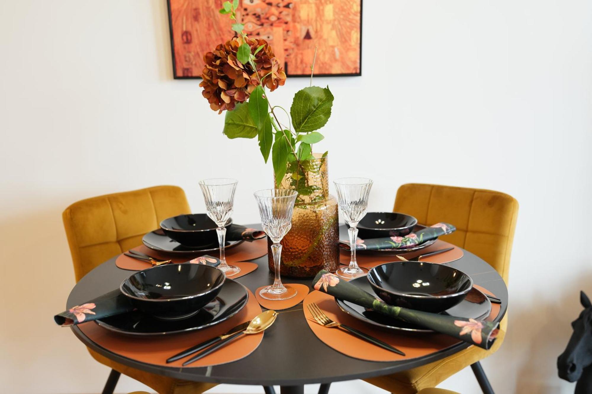 Stay In Style At Carl'S Design Residences - Modern Design Meets Green Comfort L Parking & Perfect Connection To City Center Wien Exteriör bild